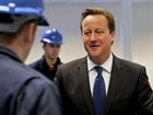 David Cameron visits Rosyth to see new carrier build